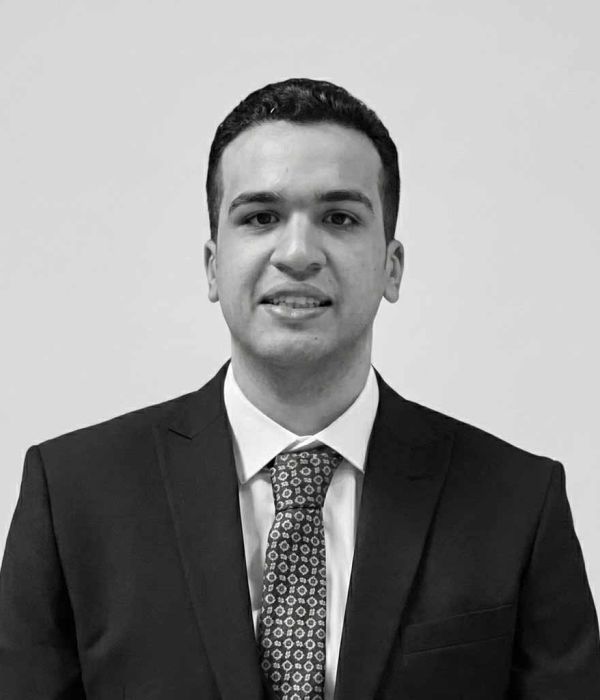 عمر عادل